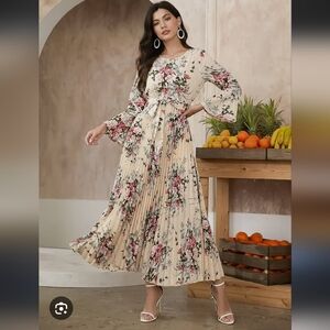 Floral Cream Maxi Dress